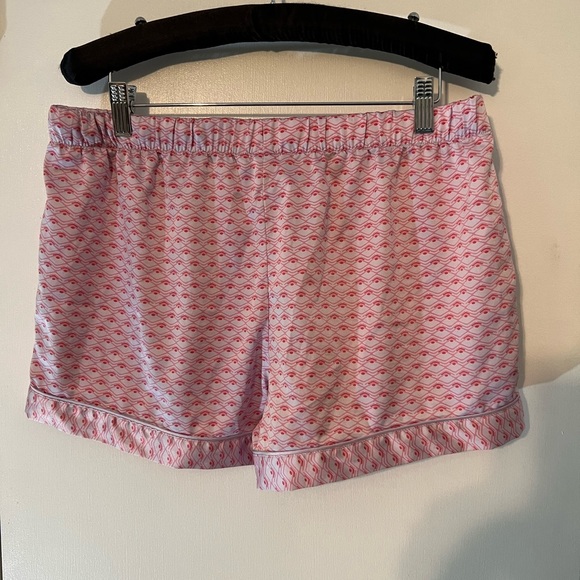 VICTORIA’S SECRET Silky Pajama Shorts - Size Medium 💕 - Picture 4 of 5